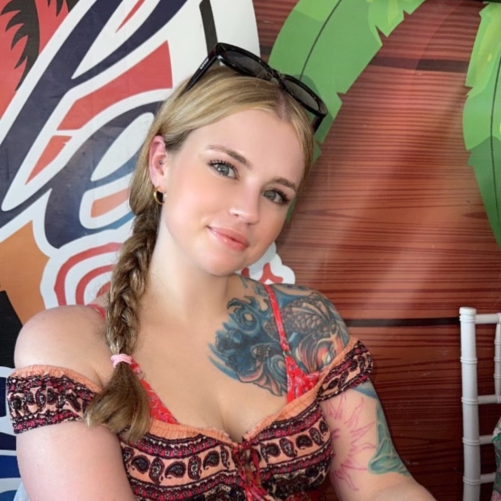 Meet your Posher, Taylor